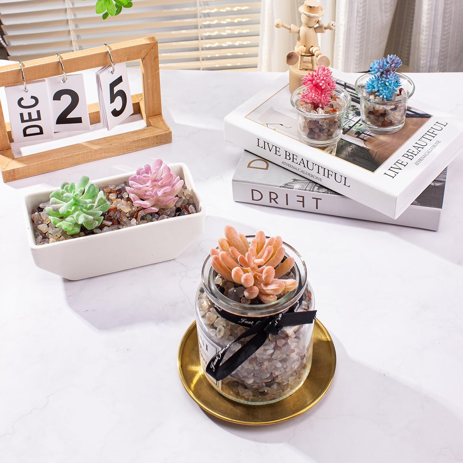 0.5 Lb/230g White Agate Crystal Pebbles Stones Aquarium Gravel Rocks, Natural Landscaping Pebbles Decorative Vase Filler Tumbled Crushed Stones for Fish Tank|Garden|Home, 5-7mm