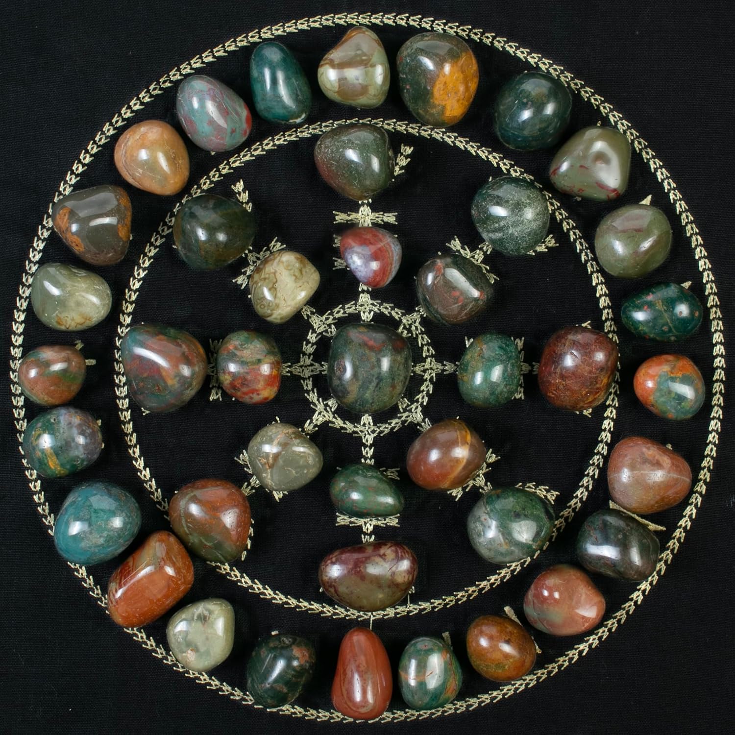 "Crocon 1LB Fancy Bloodstone Tumbles Stones and Crystals Bulk 2000+ Carats Natural Crystal Kit for Reiki Healing Crystal Polished, Tumble Stones, Chakra Balancing, Gift, Home Decor Size : 20-25 mm "